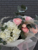 Авторский букет с гортензией и РАНУНКУЛЮСАМИ